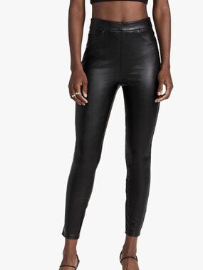 NWT spanx faux leather like skinny pants, size womens M PETITE
